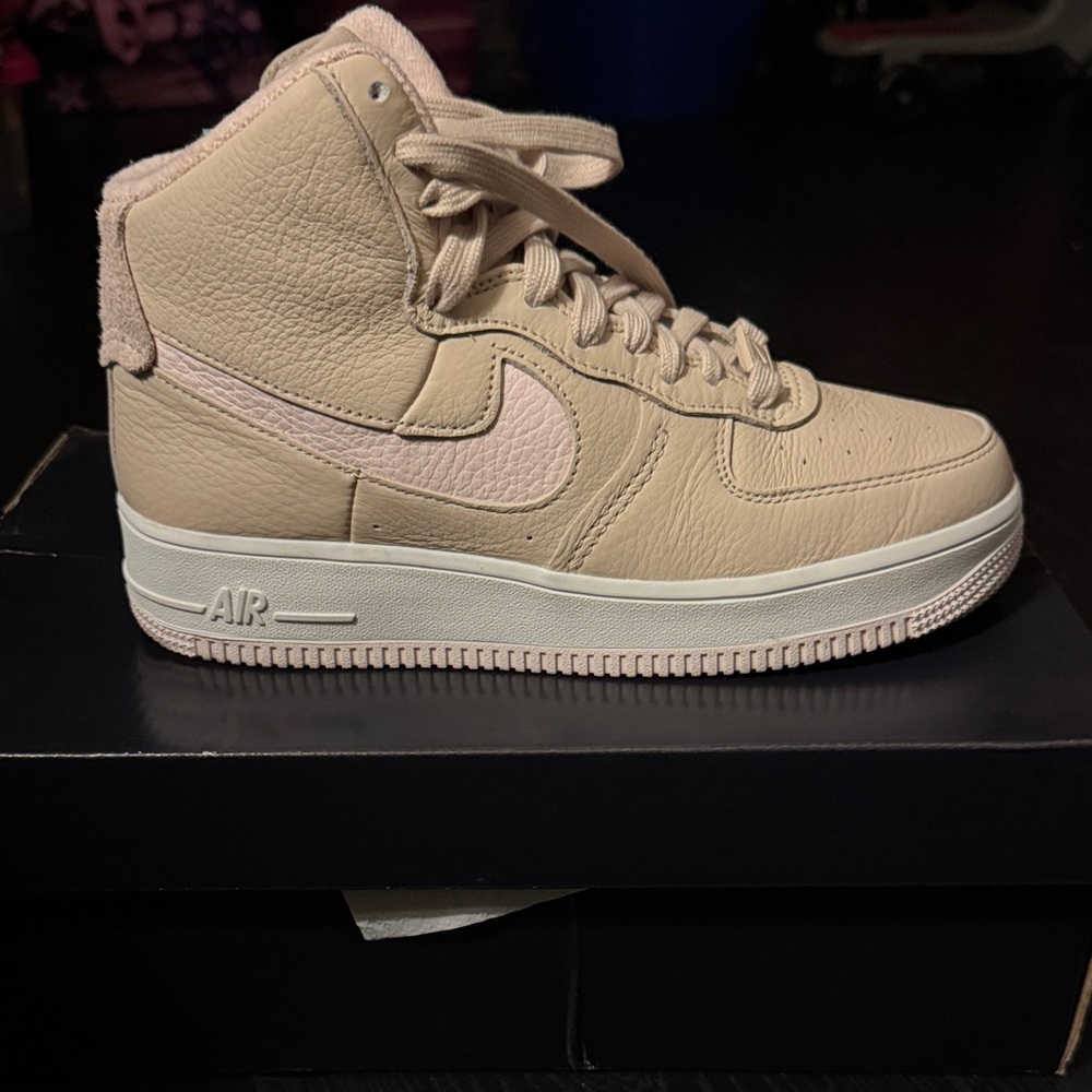 Nike Air Force 1 High Top Beige and Pink